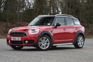 Mini Cooper SD Countryman ALL4 2017 года (UK)